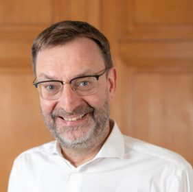 Dr. Alexander Hedderich